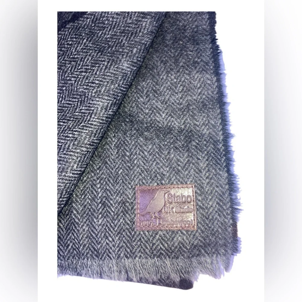 STABO Men's Charcoal Herringbone Scarf with Logo Patch Lamb-wool NEW